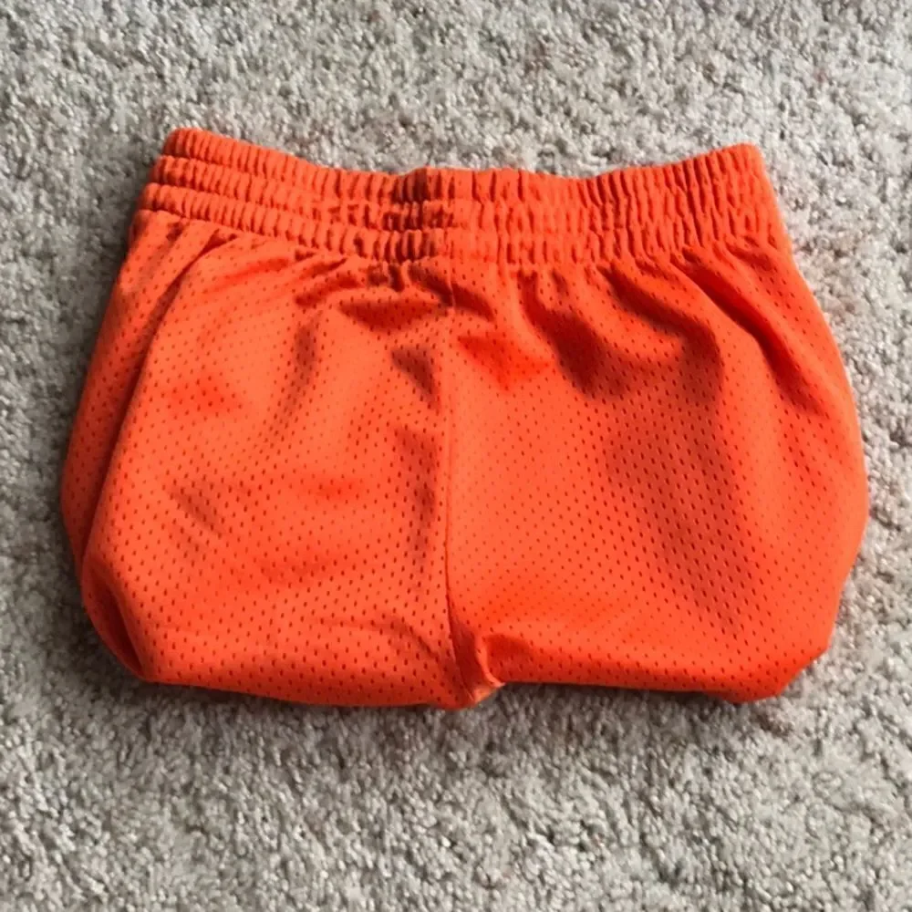 🧡 Orange Kids Shorts Size Medium (8) 🧡